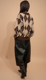 Pull col polo motif argyle – Style rétro chic et tendance
