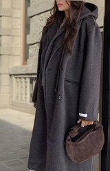 Manteau en laine capuche modulable